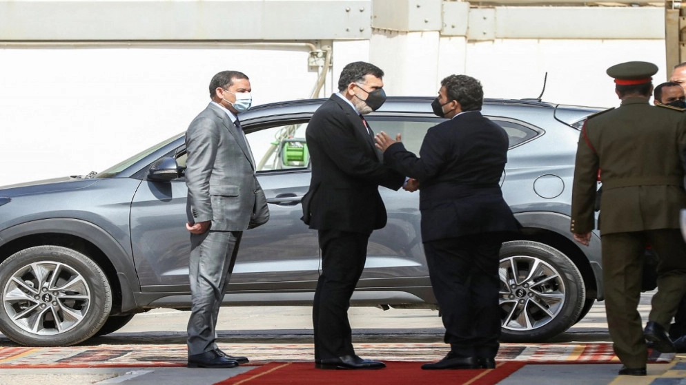 حكومة السراج تسلم السلطة إلى الحكومة الليبية المؤقتة