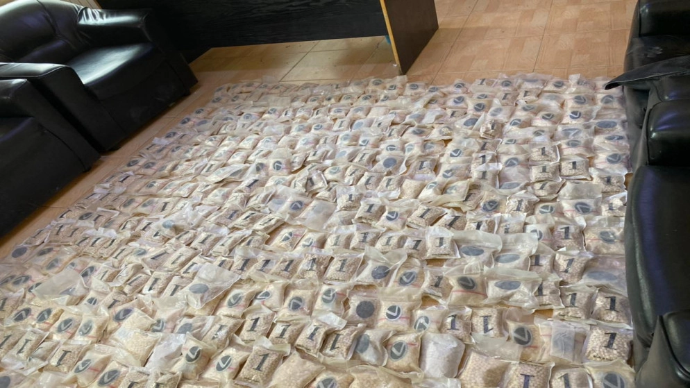إحباط محاولة تهريب 600 ألف حبة مخدرة