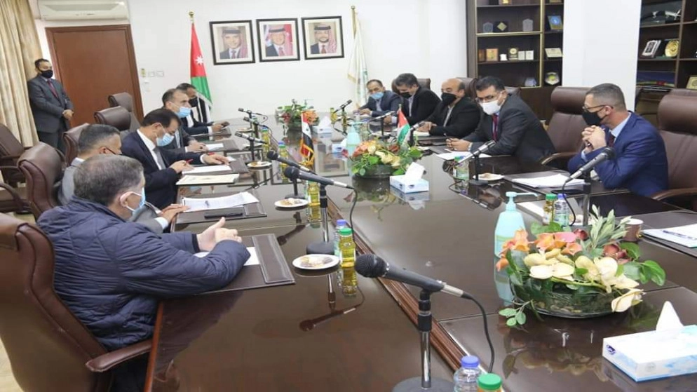 بحث التعاون في المجال الزراعي بين الأردن والعراق