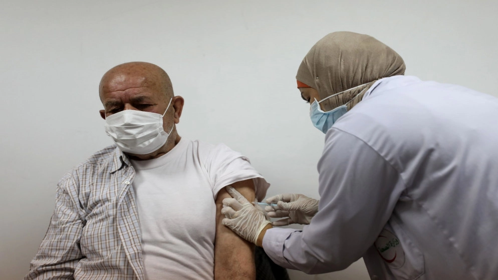 205 مصابين بالفيروس في غرف العناية المكثفة في الأراضي الفلسطينية