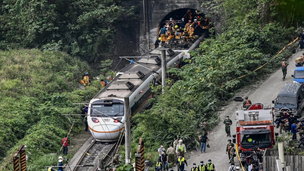 الإفراج بكفالة عن المتهم بالتسبب في أسوأ حادث قطار بتايوان منذ عقود
