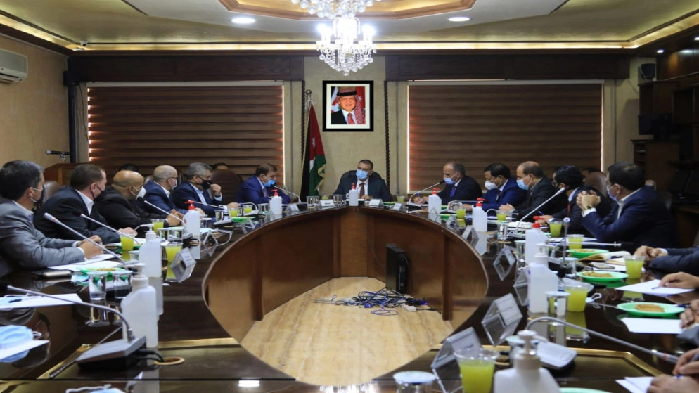 وزير الداخلية: التقاعس في اتخاذ القرار ينعكس سلبيا على منظومة عمل الحكام الإداريين