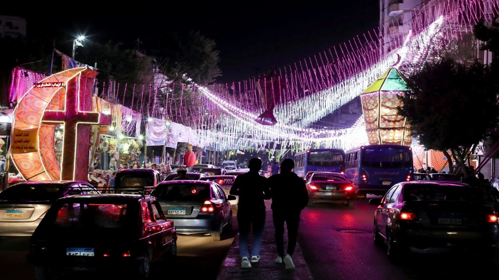 33 وفاة و789 إصابة جديدة بالفيروس في مصر