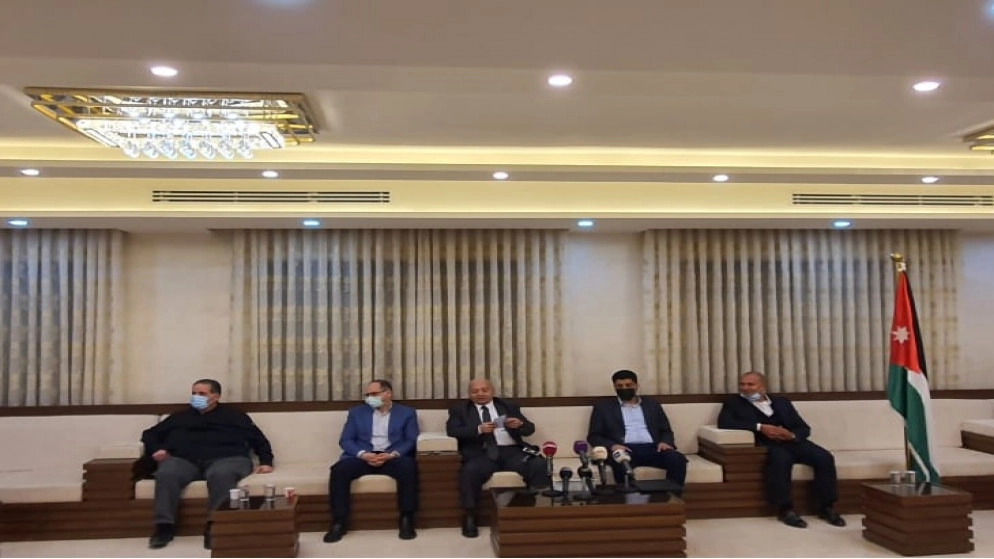 قطاعات تجارية تطالب بتقليص ساعات حظر التجول الجزئي