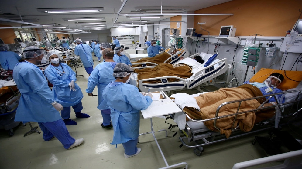 غالبية مرضى كوفيد-19 بالرعاية المركزة بالبرازيل في الـ 40 من العمر أو أقل