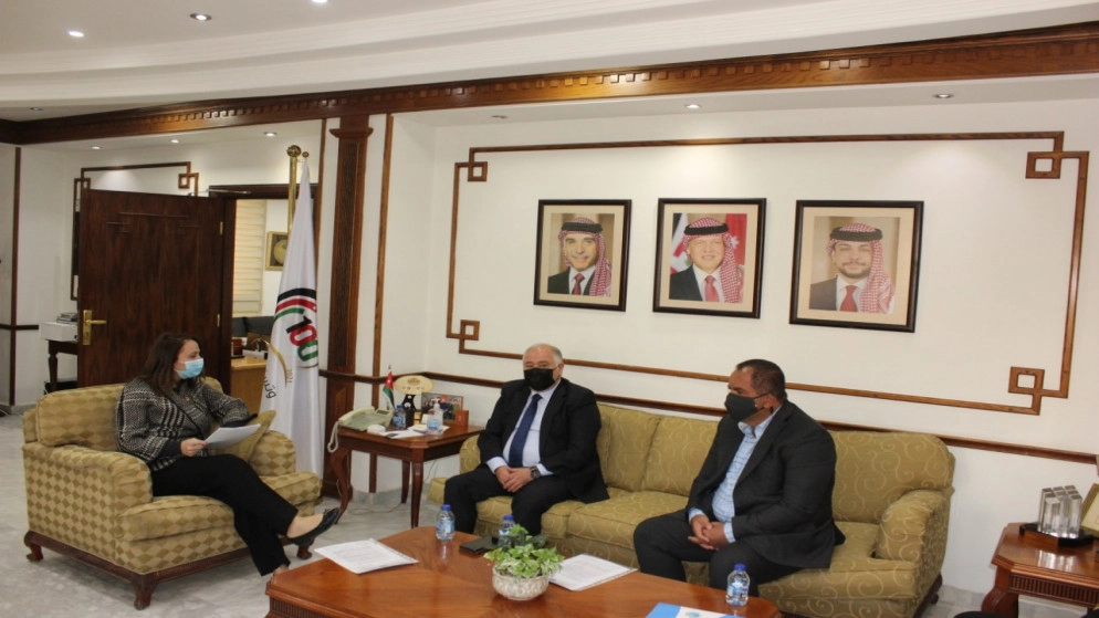 وزارة الصناعة والتجارة تبحث مطالب قطاع التأمين 