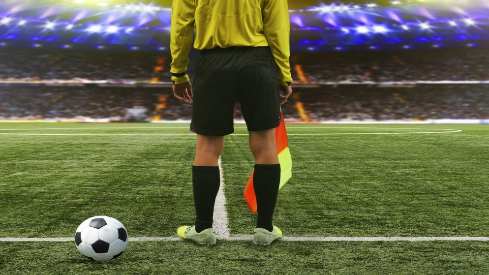 اختيار الحكمين عرفة وعقل لإدارة مباريات بكأس الاتحاد الآسيوي