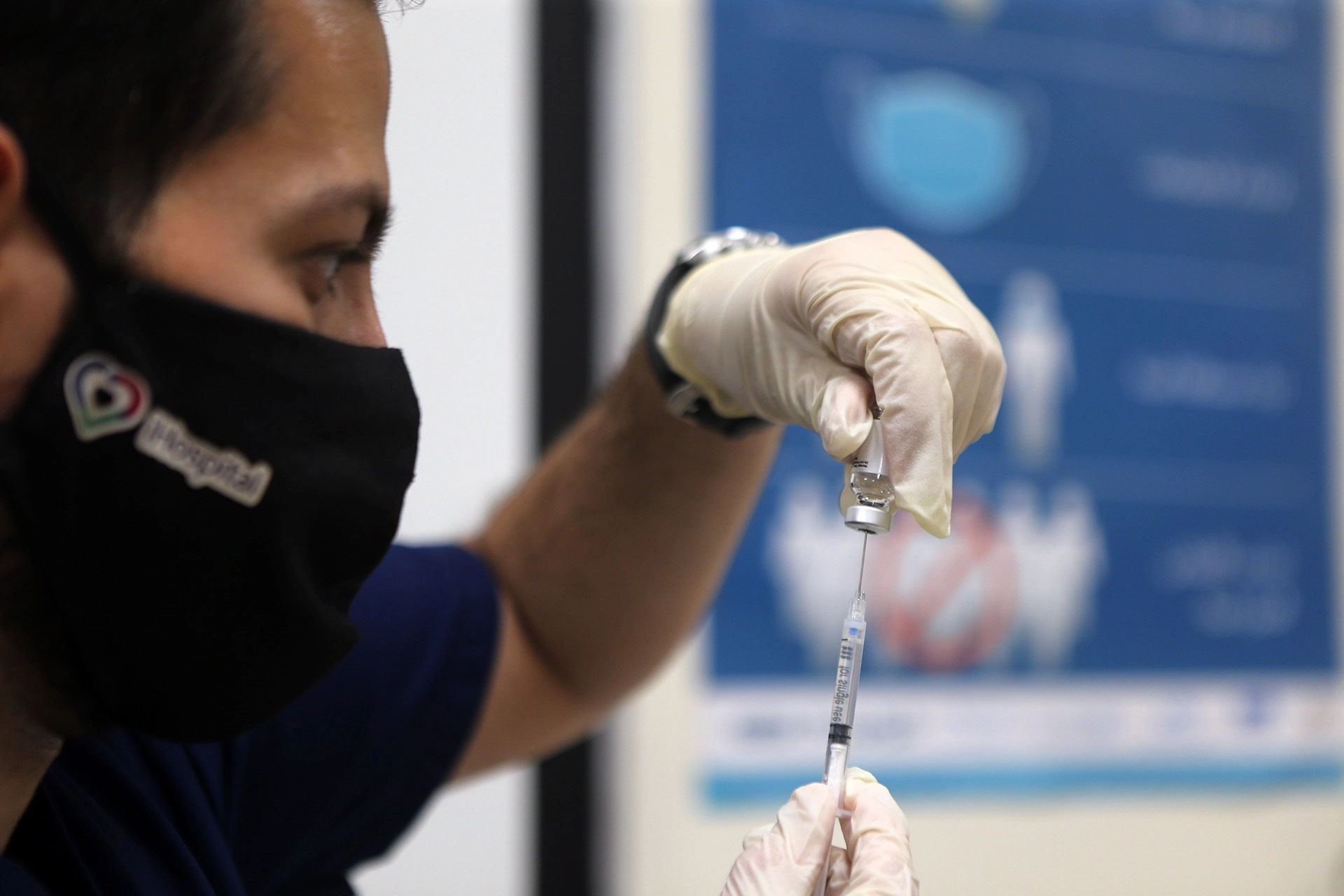 تزويد مراكز الإصلاح والتأهيل بـ3 آلاف جرعة من اللقاح المضاد للفيروس