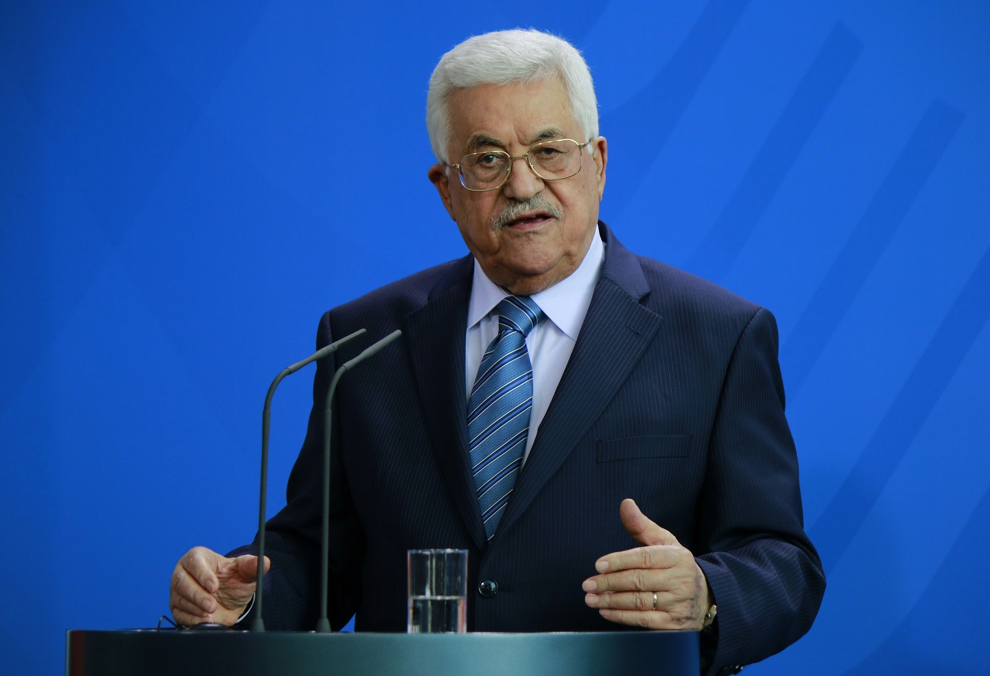 الرئيس الفلسطيني يتسلم رسالة من الرئيس الأميركي