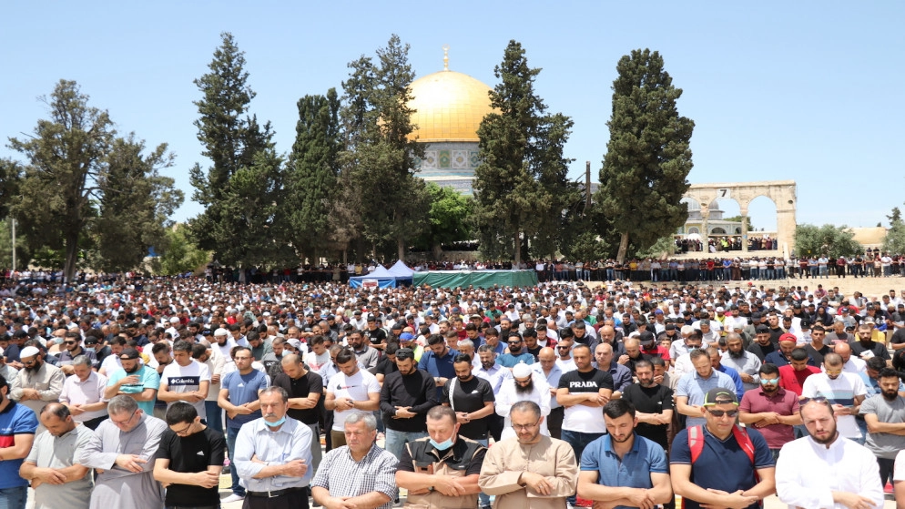أكثر من 20 ألف مصل يؤدون صلاة الجمعة في المسجد الأقصى