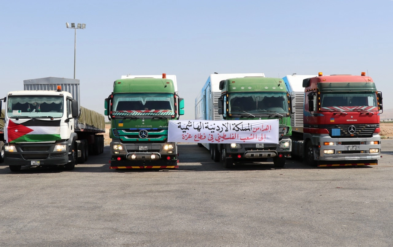 الملك يوجه بإرسال قافلة تعزيز إلى المستشفى الميداني الأردني في غزة