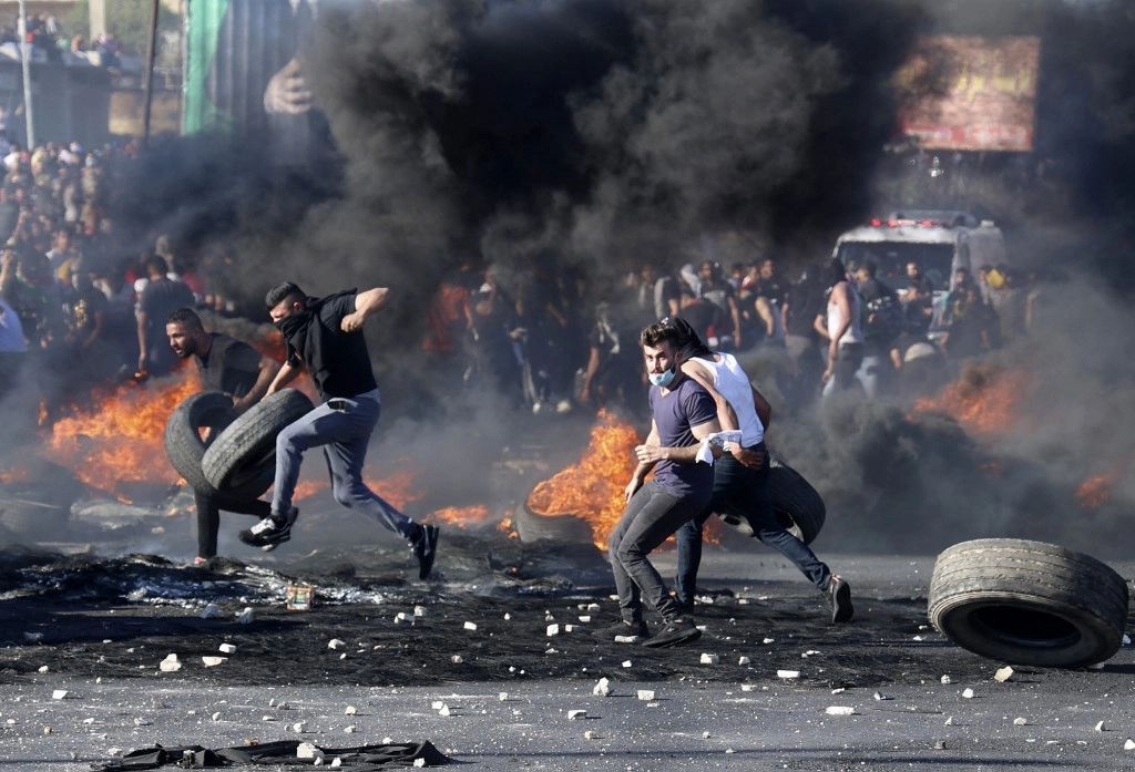 استشهاد فلسطينيين اثنين في الخليل وأم الفحم