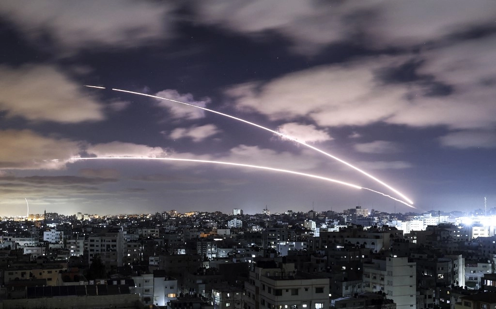 سرايا القدس تُطلق صواريخ نحو القدس المحتلة وتل أبيب وأسدود وعسقلان