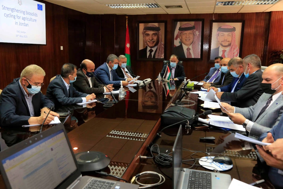 اجتماع في وزراة المياه لبحث تعديل تشريعات استخدام المادة الحيوية الصلبة