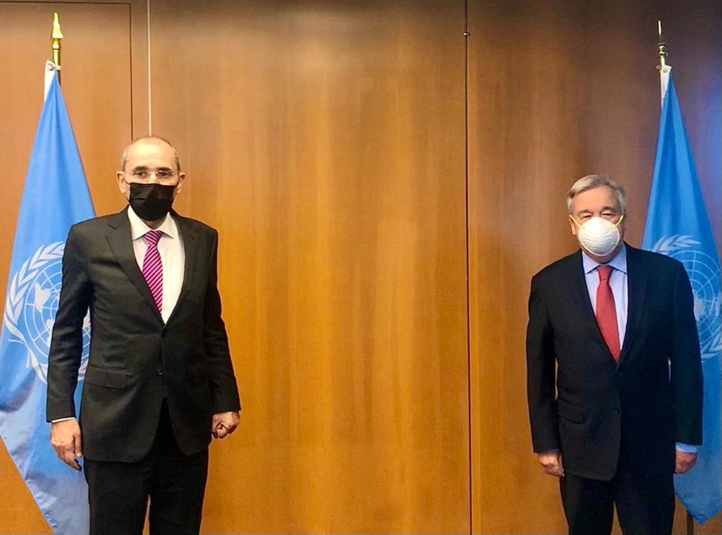 وزير الخارجية يبحث مع الأمين العام للأمم المتحدة جهود وقف ممارسات إسرائيل في الأراضي الفلسطينية