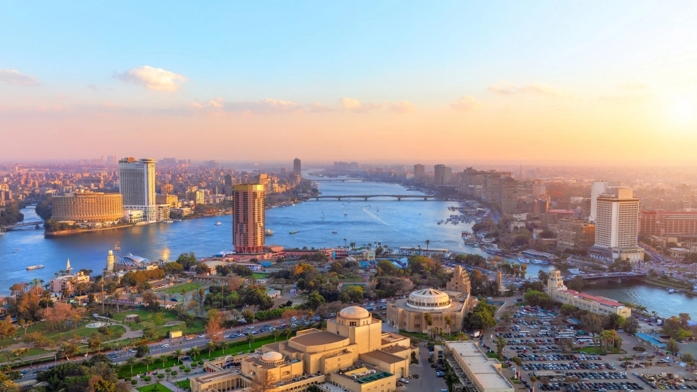 51 وفاة و1145 إصابة جديدة بالفيروس في مصر