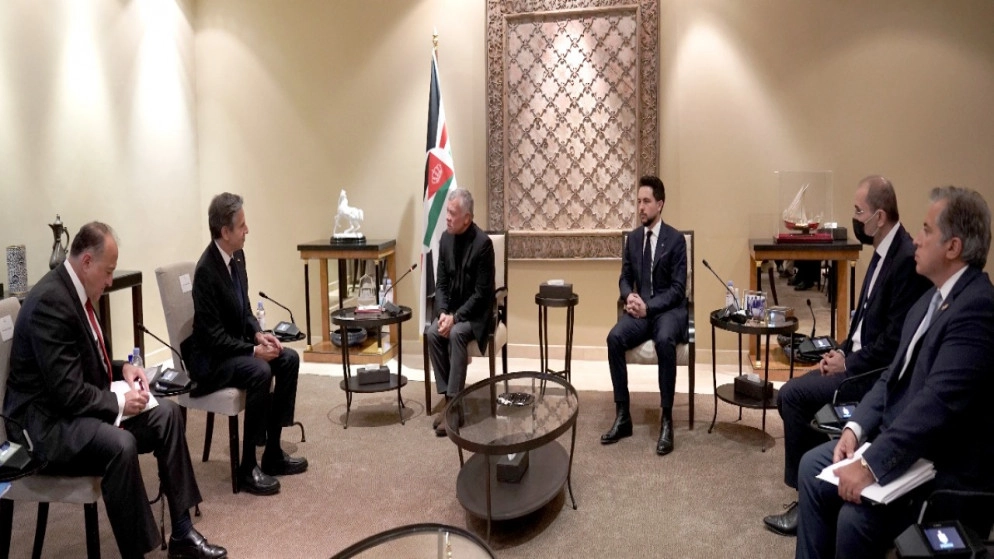 الملك يؤكد لوزير الخارجية الأميركي ضرورة الحفاظ على الوضع التاريخي والقانوني القائم بالقدس