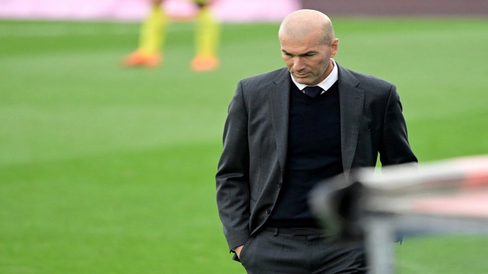 ريال مدريد الإسباني يعلن رحيل مدربه زيدان