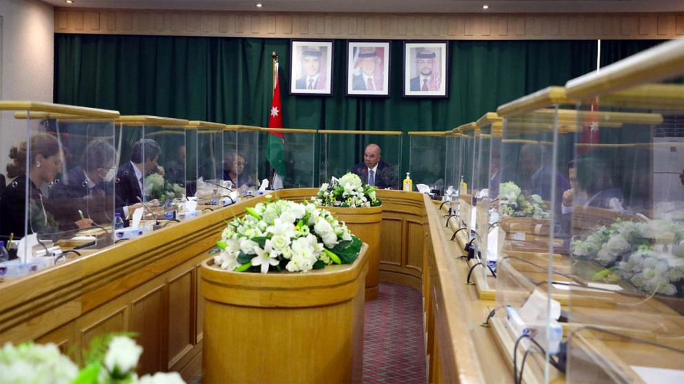 رئيس مجلس الأعيان يبحث تعزيز العلاقات مع نائبة وزير خارجية إيطاليا