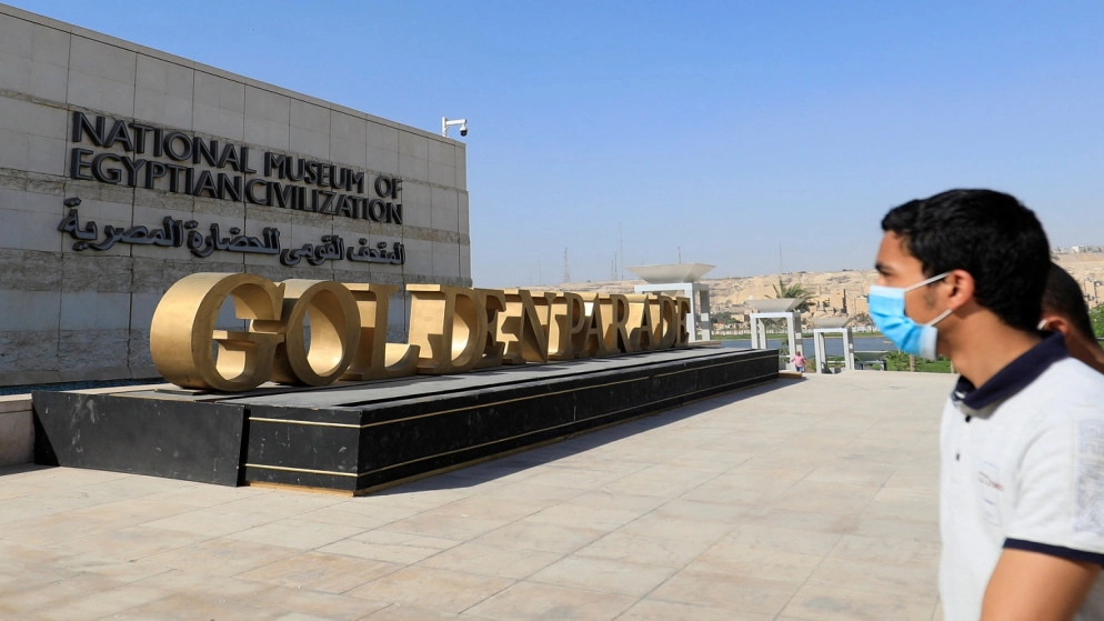 40 وفاة و956 إصابة جديدة بالفيروس في مصر