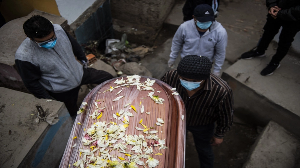 وفاة أكثر من 3.7 مليون شخص بالفيروس في العالم