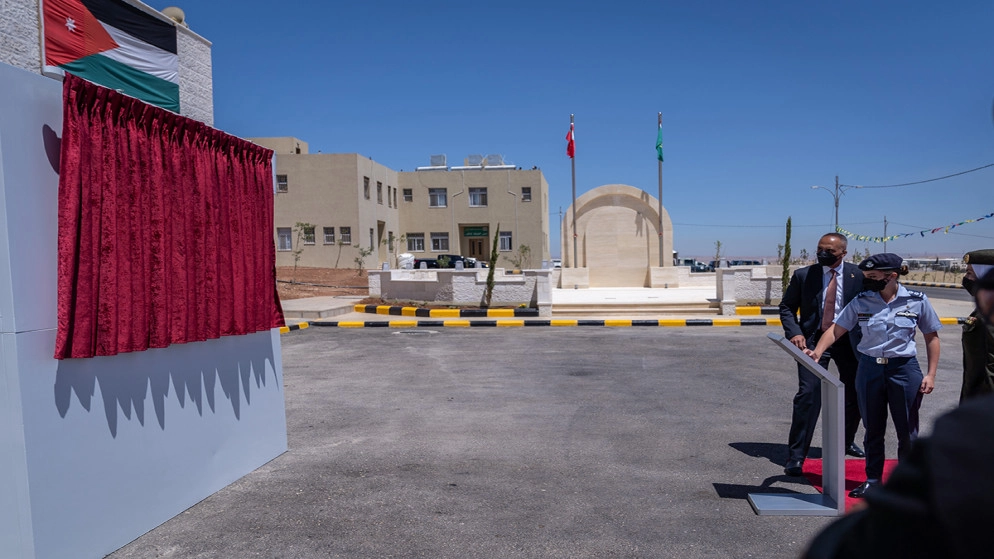 الأميرة سلمى تفتتح مركز تدريب المرأة العسكرية مندوبة عن الملك