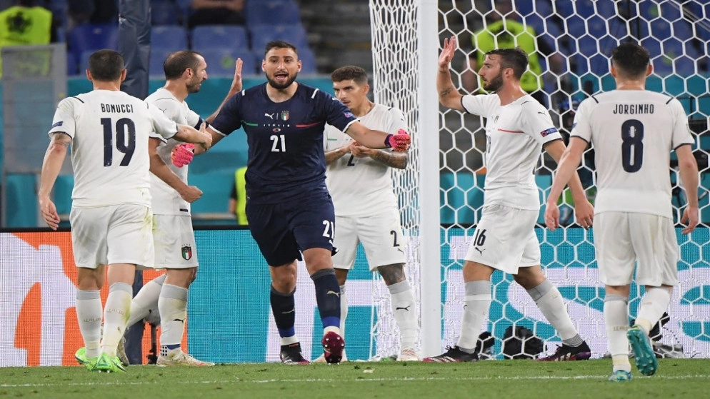إيطاليا تستهل مشوارها في بطولة أوروبا بالفوز 3-0 على تركيا