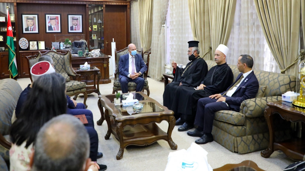 رئيس مجلس الأعيان: الأردن بقيادة الملك يُمثل نموذجا في العيش المشترك والتآخي