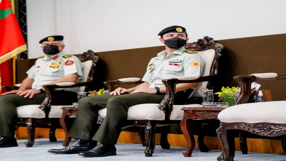 ولي العهد يرعى حفل تخريج دورة القيادة والأركان