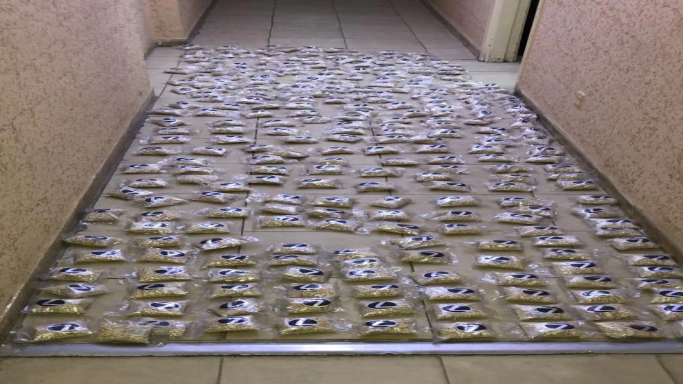 مديرية الأمن العام: ضبط 300 ألف حبة مخدرة أُخفيت داخل مركبة شحن