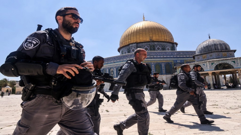 9 إصابات بعد إطلاق قوات الاحتلال الإسرائيلي رصاصا صوب مصلين في المسجد الأقصى