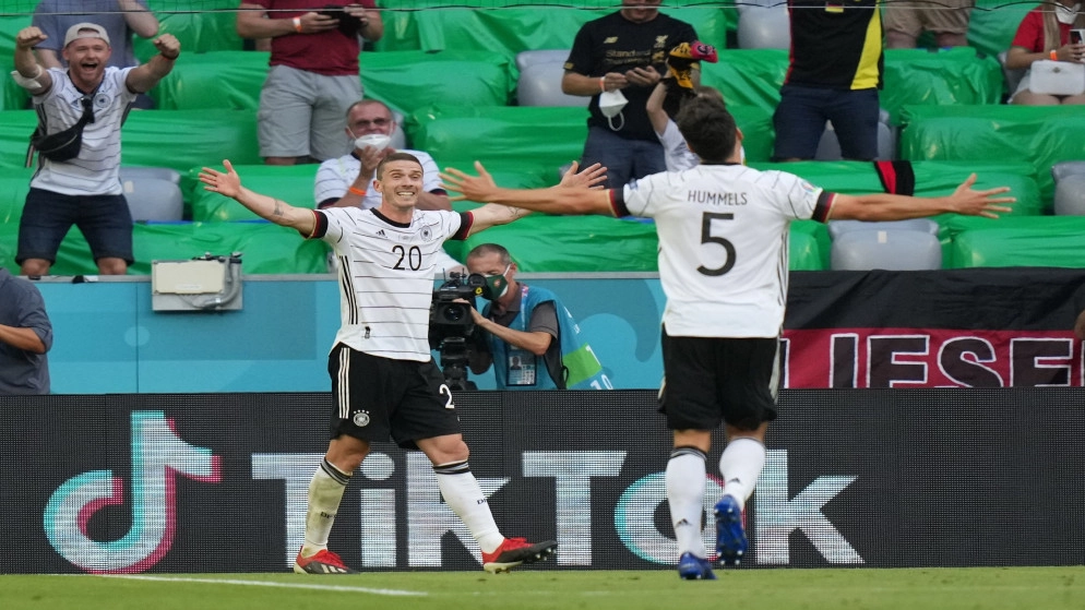 ألمانيا تسقط البرتغال 4-2 وتشعل "مجموعة الموت"