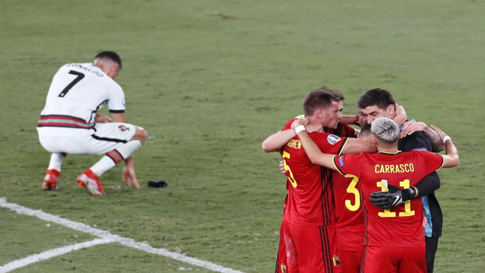 بلجيكا تجرد البرتغال من اللقب الأوروبي وتبلغ ربع النهائي