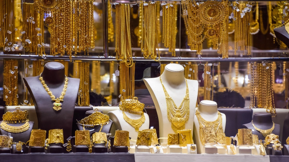 37 دينارا سعر غرام الذهب عيار 21 بالسوق المحلية