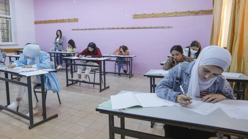 وزارة الصحة الفلسطينية تحذر من الدخول في موجة رابعة من كورونا