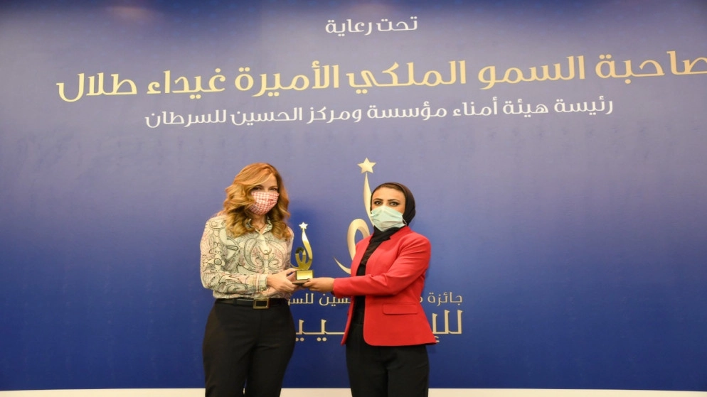 حصول الصحفية سلام صابر من قناة المملكة على جائزة مؤسسة الحسين للسرطان