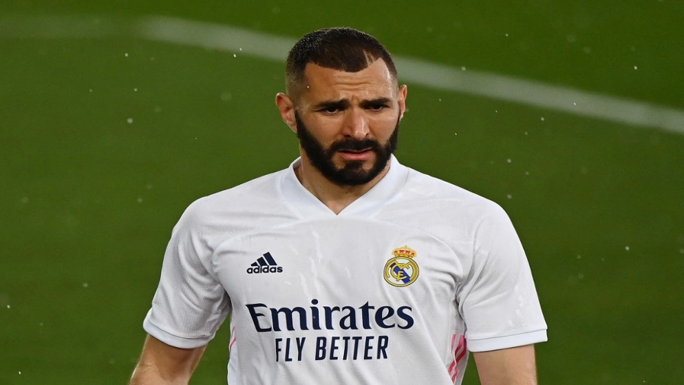 ريال مدريد يعلن إصابة بنزيمة بكورونا