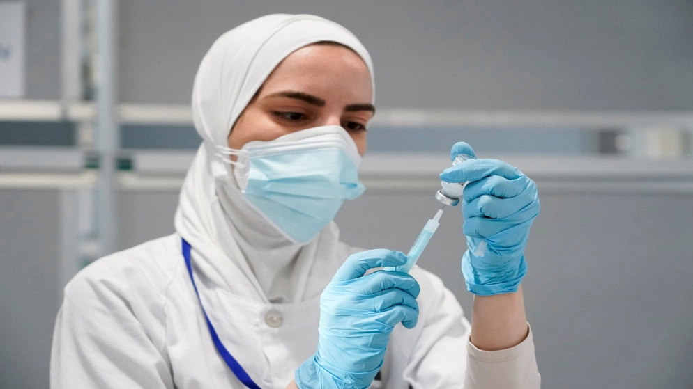 تلقي نحو 80 ألف جرعة جديدة من لقاح كورونا خلال 24 ساعة في الأردن