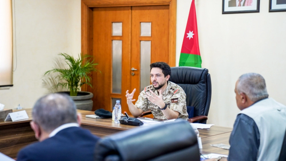 ولي العهد يؤكد أهمية التعاون لضمان تنفيذ مشاريع سياحية بنجاح في العقبة