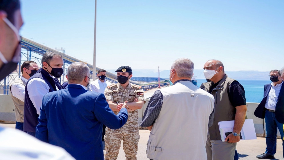 ولي العهد يفتتح المرحلة الثانية من مشروع توسعة صوامع الحبوب في العقبة