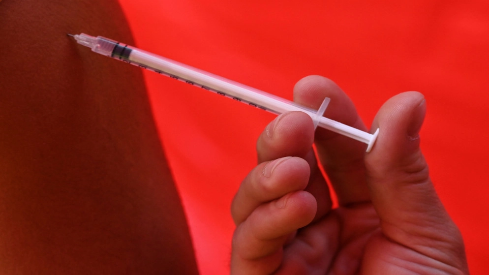 إعطاء نحو 18 ألف جرعة جديدة من لقاح كورونا خلال 24 ساعة في الأردن