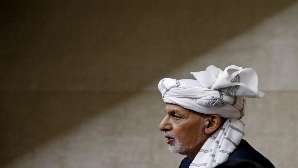 الرئيس الأفغاني يُبدي مساندته للمحادثات بين طالبان والرئيس الأسبق كرزاي