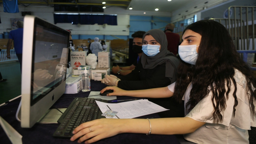 مراكز لإعطاء جرعتي اللقاح المضاد لفيروس كورونا الاثنين