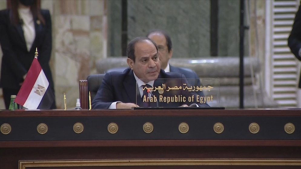 الرئيس المصري: ندعو لاحترام سيادة العراق ووقف التدخلات الخارجية