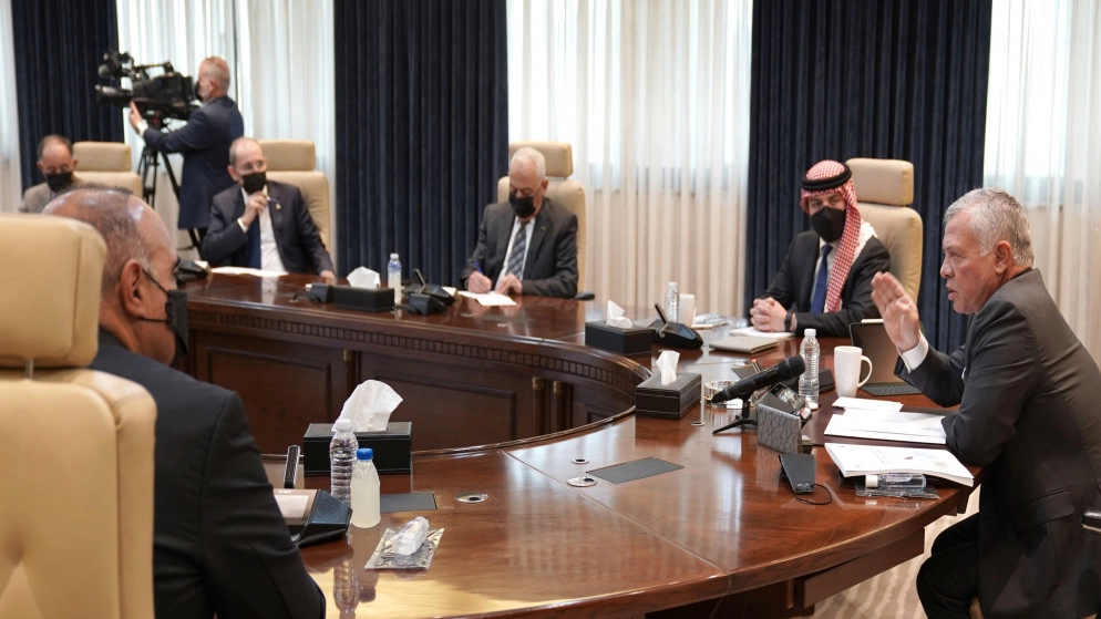 الملك يوجه الحكومة لاتخاذ إجراءات سريعة ليلمس المواطن أثر أولوياتها الاقتصادية