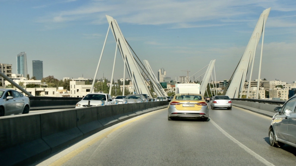 الحكومة تخفض أسعار المشتقات النفطية الشهر المقبل