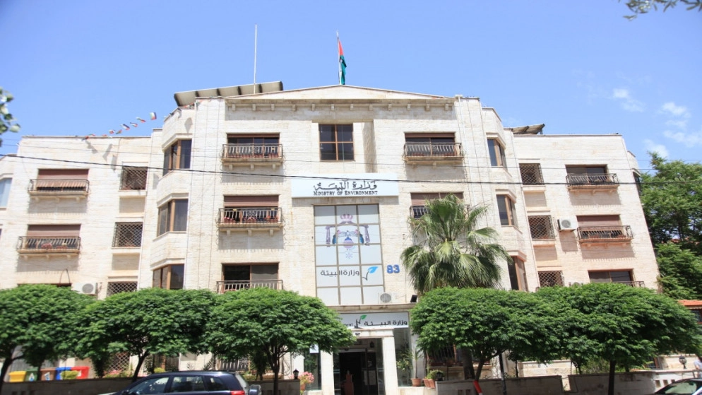 تسلم طائرة بدون طيار ضمن مشروع الرصد الوطني الخاص بالنفايات في الأردن