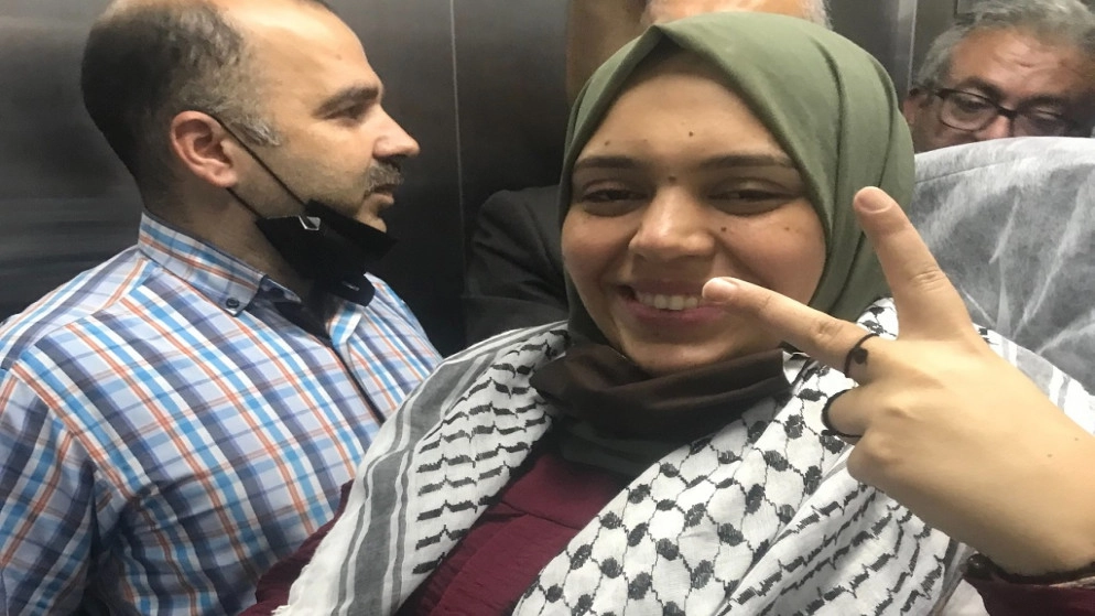 الإفراج بكفالة عن أسيرة فلسطينية حامل وفرض إقامة جبرية عليها