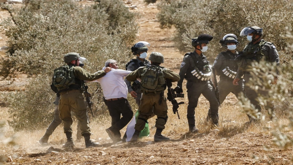 توتر في سجن جلبوع إثر قمع إدارة المعتقل لأسرى فلسطينيين