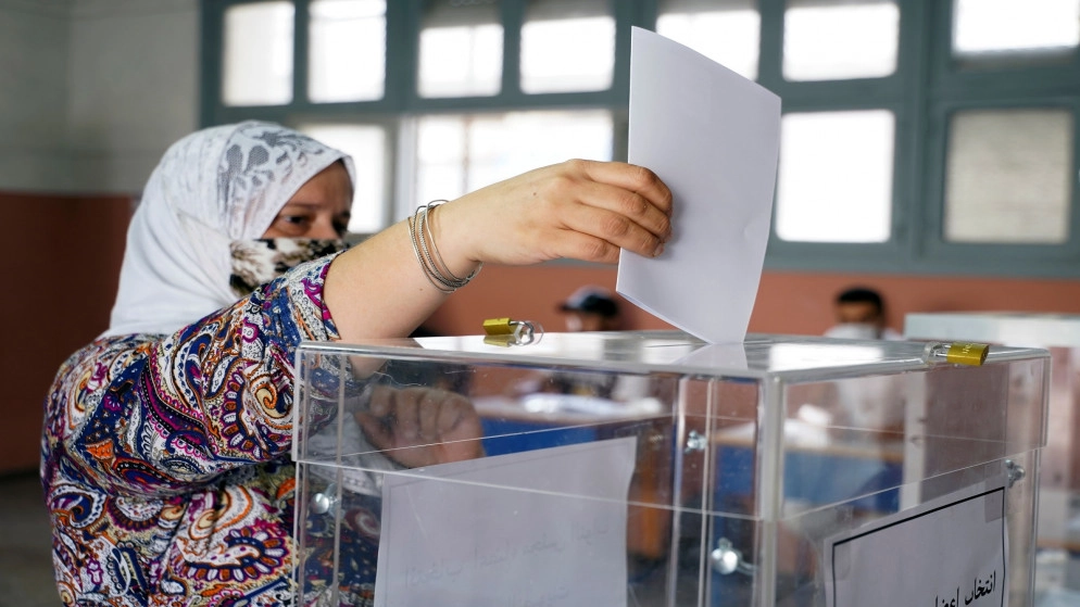 الناخبون المغربيون أدلوا بأصواتهم والعدالة والتنمية يندّد بـ"خروقات"